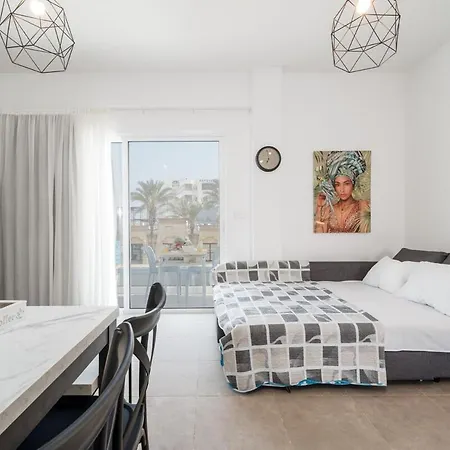 Sunnyvillas 1 Bedroom *